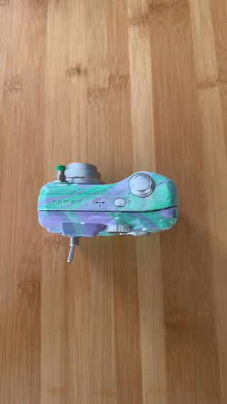 Cámara Nikon Coolpix: Verde & Morada