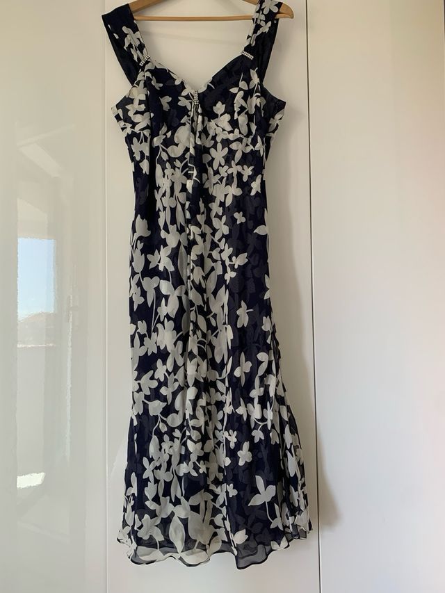 Vestito da cerimonia blu in seta con stola