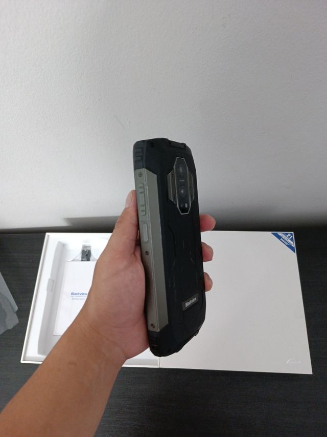 Blackview BV9300 - Teléfono robusto