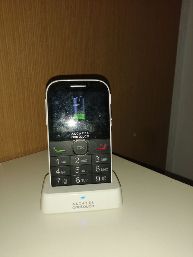 Teléfono Alcatel One Touch