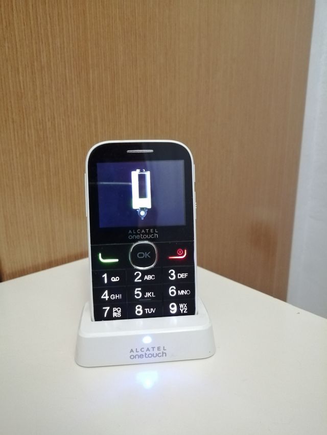 Teléfono Alcatel One Touch