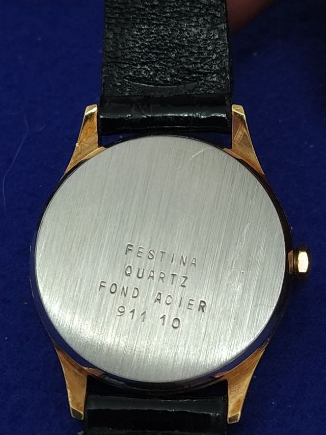 Reloj Festina nuevo stock de relojeria cuarzo dora