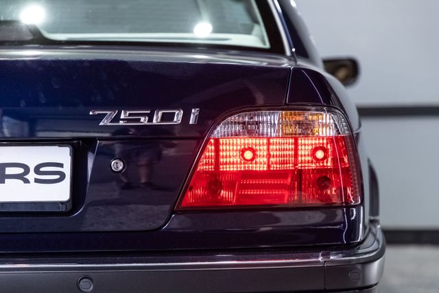 BMW Serie 750I (1995) Placa Historica