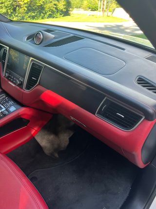 Porsche  Macan GTS 2017