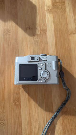 Panasonic Lumix DMC-LC43 - Cámara compacta