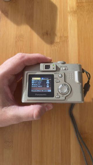 Panasonic Lumix DMC-LC43 - Cámara compacta