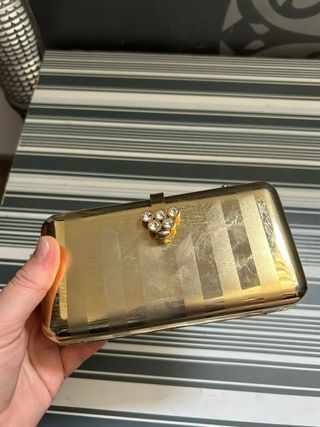 Bolso de fiesta metálico dorado