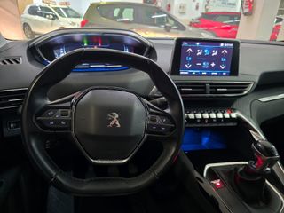 PEUGEOT 5008 1.2 130 CV ACTIVE - SOLO 55.000 KM
