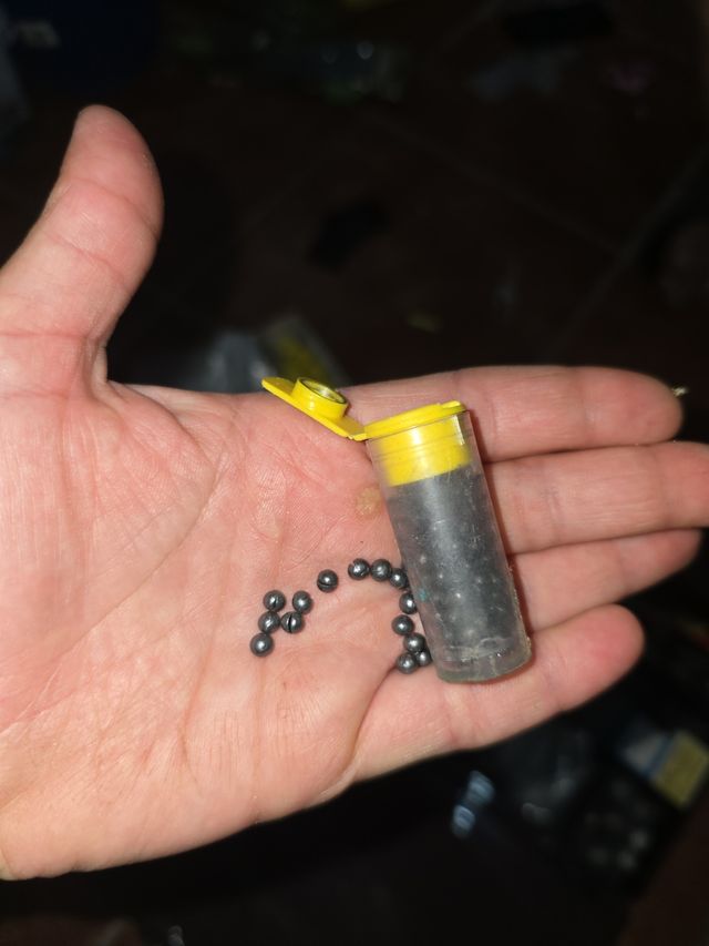 Plomos de pesca cada paquete 1€