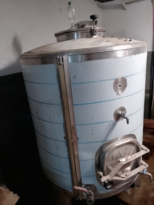Depósito acero inoxidable 800L.