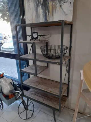 Estantería industrial metal-madera