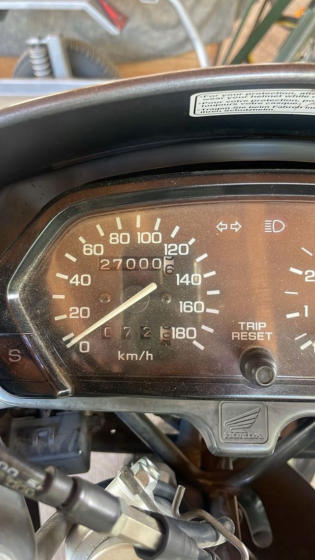 Honda Dominator 650cc - Moto Trail