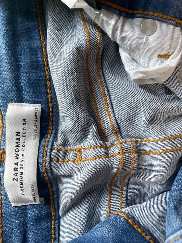 Vaqueros Zara Woman - Azul