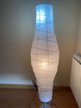 Lámpara pie papel Ikea