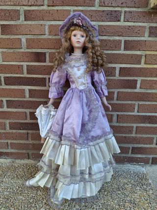 Muñeca porcelana antigua 75cm