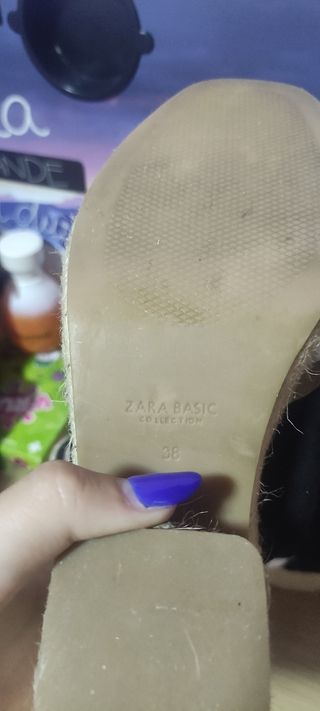 Sandalias Zara negras tacón talla 38