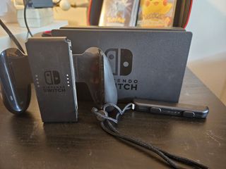 Nintendo Switch + Pokémon + Accesorios