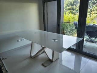 Mesa de Jantar Moderna - Vidro & Metal