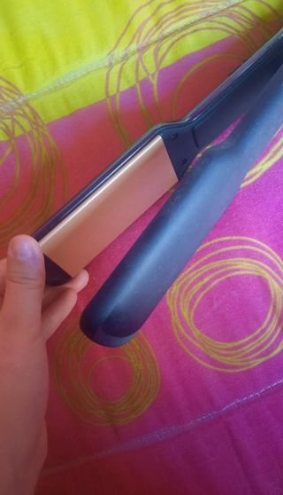 Prancha Haeger Golden Sleek - cabelo