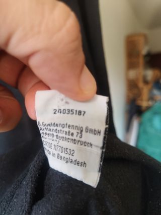 Sudadera polar negra