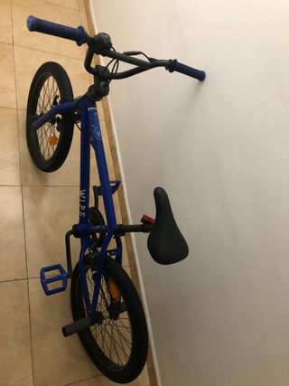 BMX azul para niñxs
