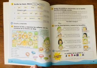 Holiday Book 2 Inglés