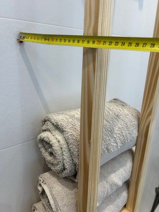Estante toallero madera - Beige. A medida !!!