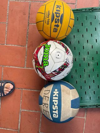 3 palline: pallanuoto, calcio, pallavolo
