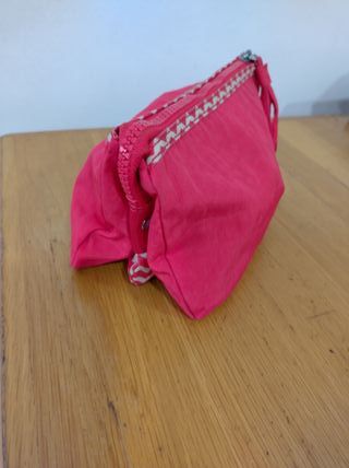 Monedero/cartera/neceser  Kipling rojo