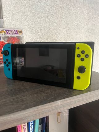 Nintendo Switch Azul-Amarilla