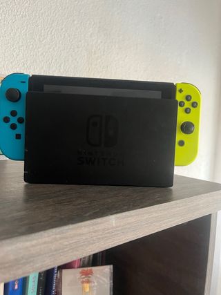 Nintendo Switch Azul-Amarilla