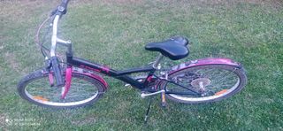 Bicicleta B'Twin 24" niña