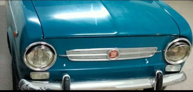 Seat 850 y 124 pestañas cromadas faros