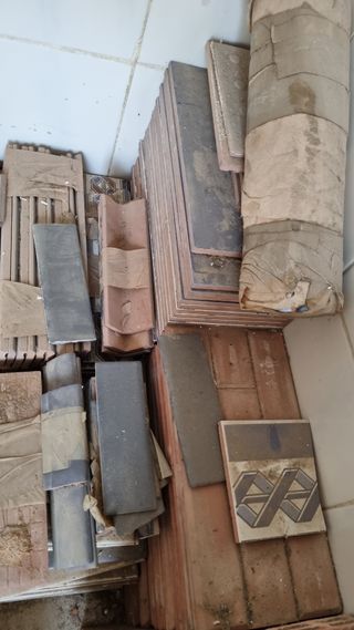 Azulejos sevillanos clásicos, variados