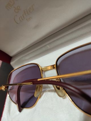 Gafas Cartier - Doradas lila.