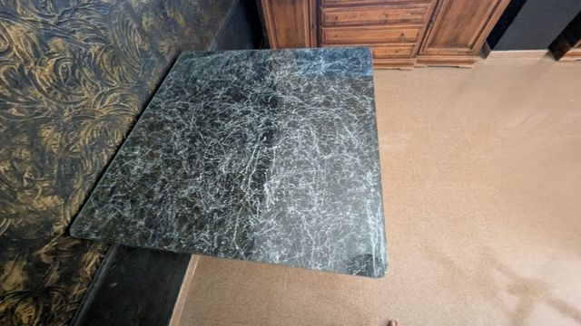 Mesa Comedor Negra - Mármolizada.