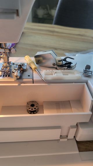 Máquina coser Husqvarna Meister 165