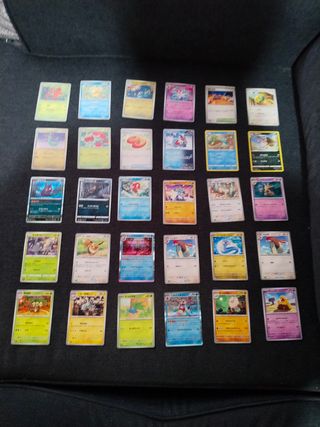 30 cartas Pokémon Japón