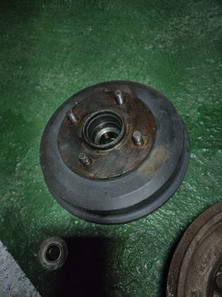 Tambor de freno Ford Focus mk1 ABS