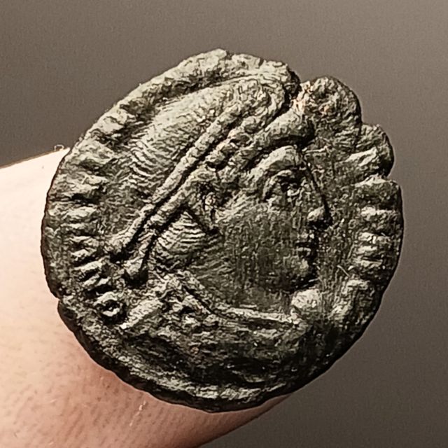 Moneda romana - Valentiniano I - GLORIA ROMANORVM