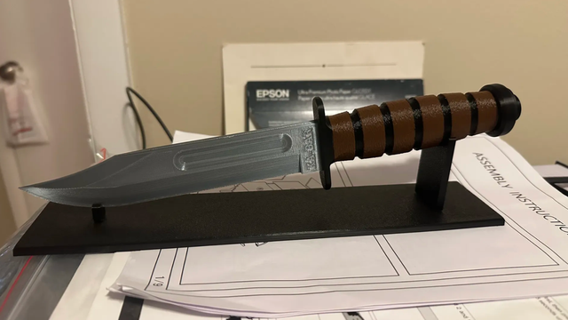 KA-BAR - Juguete