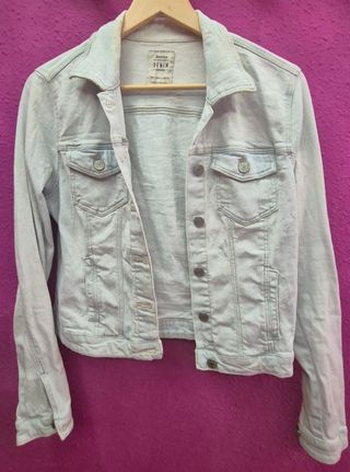 Chaqueta vaquera clara