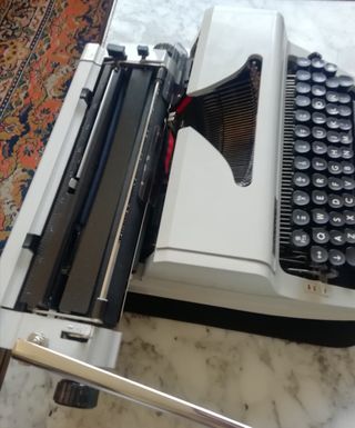 Máquina escribir Erika 105