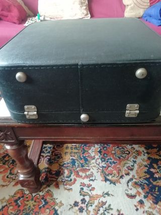 Máquina escribir Erika 105