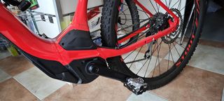 Bicicleta Specialized E-mtb roja talla l es nueva 