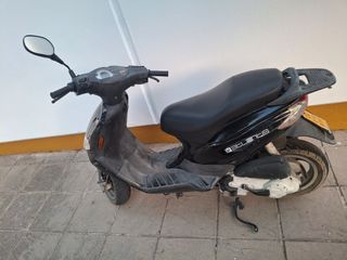 Ciclomotor Derbi Atlantis