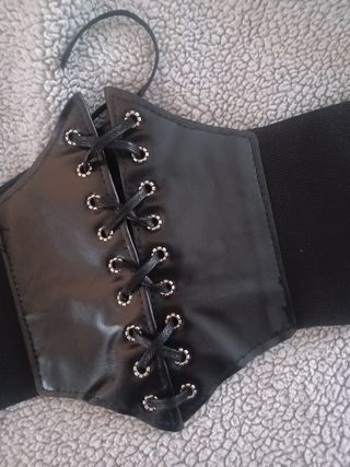 Corsetto nero in pelle con strap - taglia unic