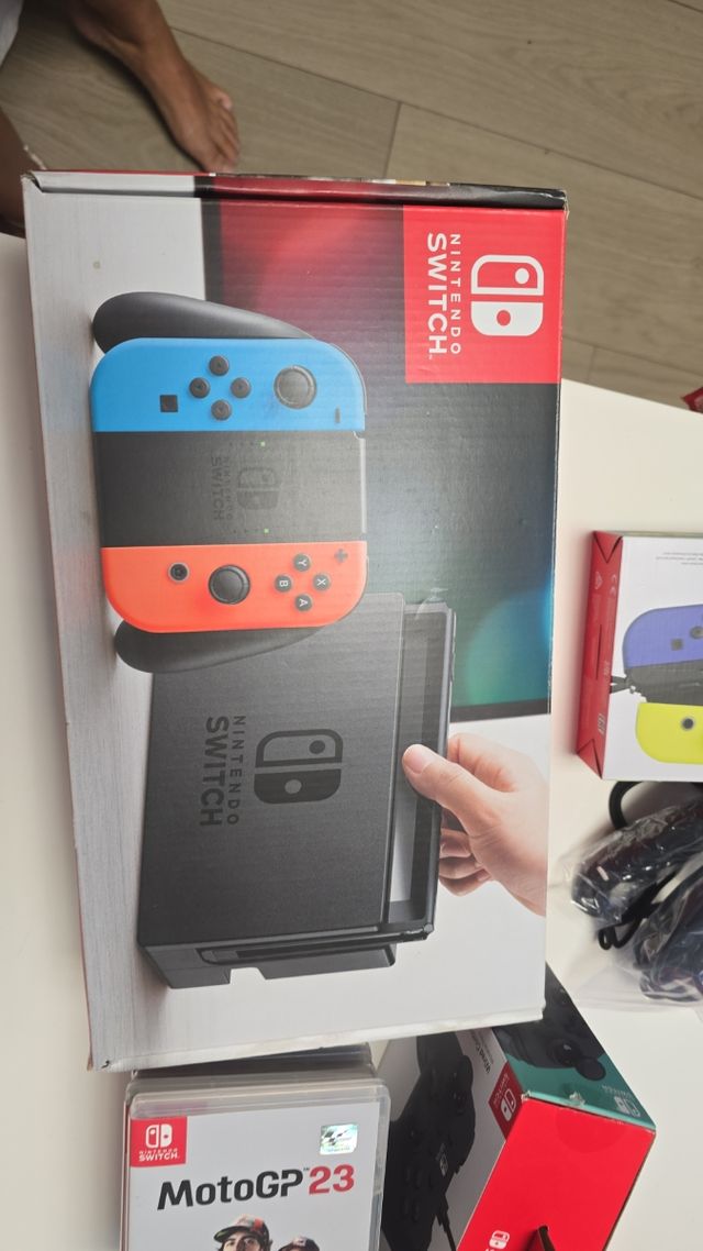 Nintendo Switch Azul-roja