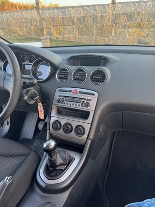 Peugeot 308 1.6 HDi 90 CV 