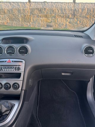 Peugeot 308 1.6 HDi 90 CV 